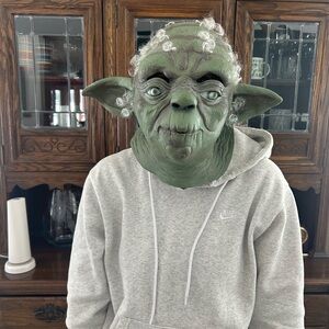 Green Character (Yoda) Mask
